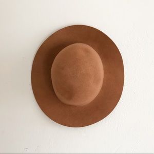 structured brown, brimmed sunhat
